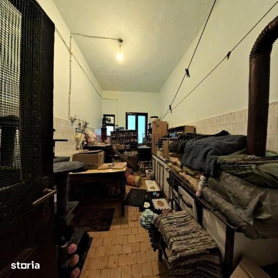 Casă cu 6 camere cu Teren 373 Mp în Cotroceni