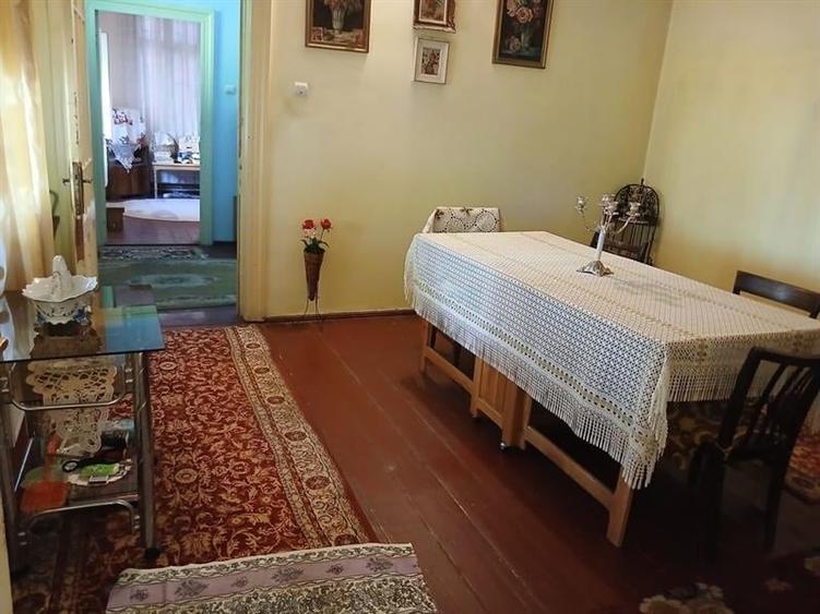 Casă individuală cu 4 camere cu Teren 273 Mp în Central