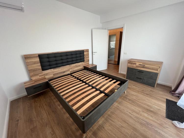 Apartament cu 2 camere semidecomandat în Băneasa