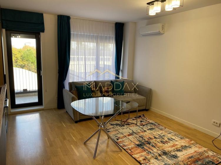 Apartament cu 3 camere decomandat, mobilat în Domenii