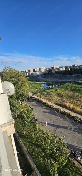 Apartament cu 2 camere decomandat în Ultracentral
