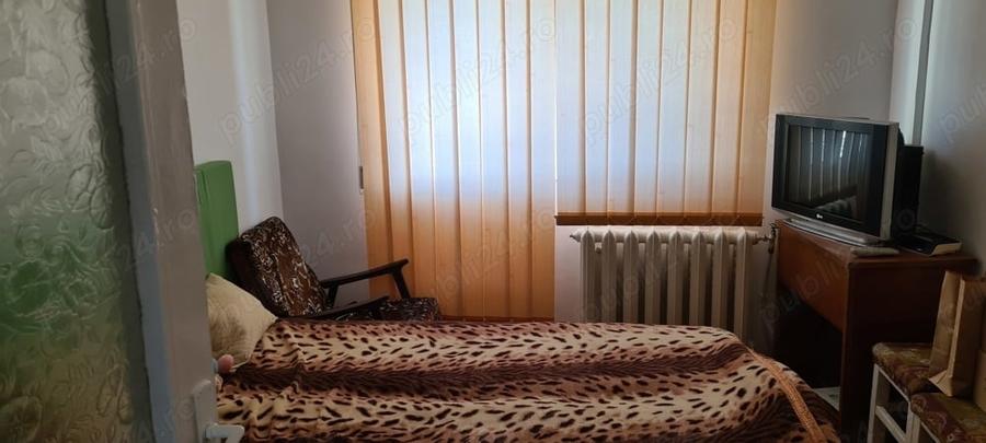 Apartament cu 3 camere decomandat în Turda
