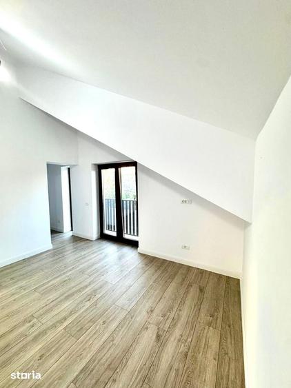 Casă cu 5 camere cu Teren 601 Mp în Moșnița Nouă
