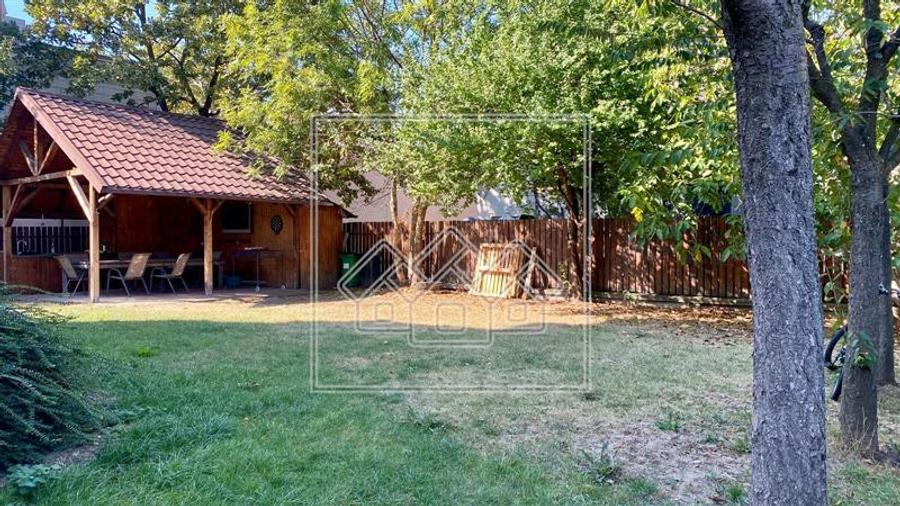 Apartament cu 3 camere decomandat în Calea Dumbrăvii
