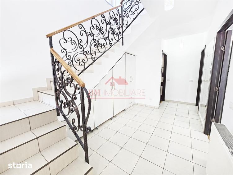 Casă cu 3 camere cu Teren 720 Mp în Clinceni