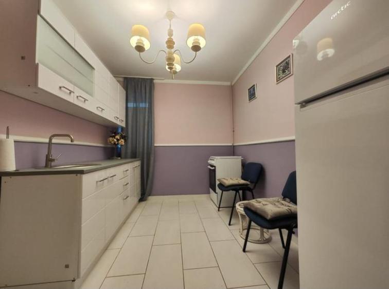 Apartament cu 2 camere decomandat, mobilat în Drumul Taberei