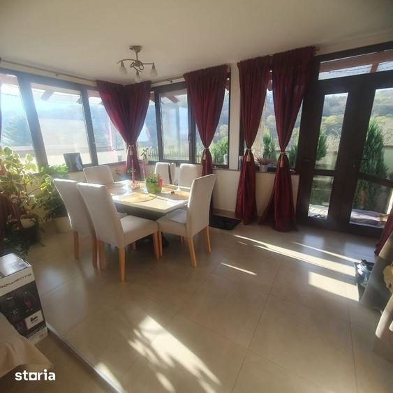 Casă cu 4 camere cu Teren 510 Mp în Bejan