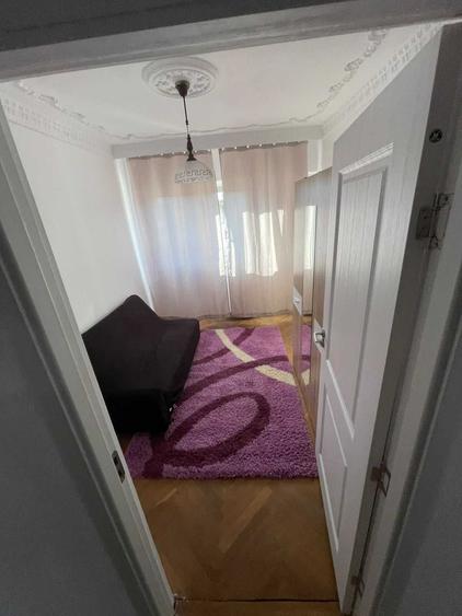 Apartament cu 3 camere decomandat în Hala Centrală