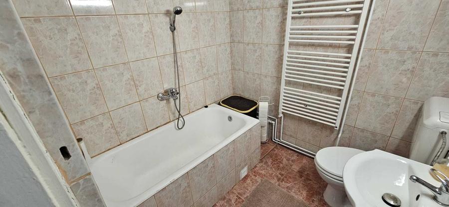 Casă cu 4 camere cu Teren 400 Mp în Coiciu