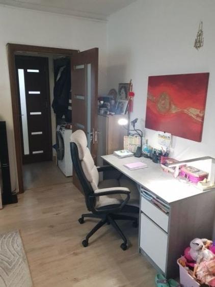 Apartament cu 2 camere semidecomandat, mobilat în Berceni — fotografia 3