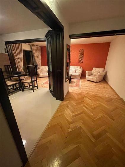 Apartament cu 3 camere decomandat, mobilat în Păcurari
