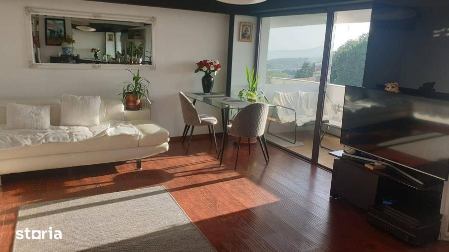 Apartament cu 3 camere în Ultracentral