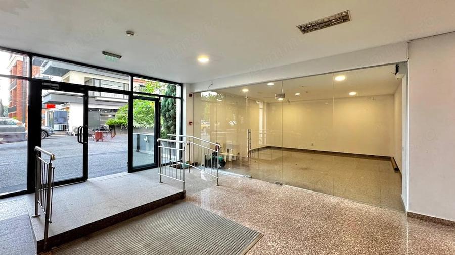 Spațiu comercial, de 32.2 mp, în Barbu Văcărescu