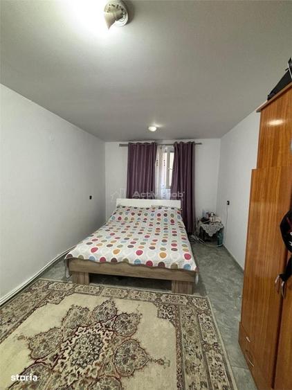 Casa zona str Basarabiei - 2