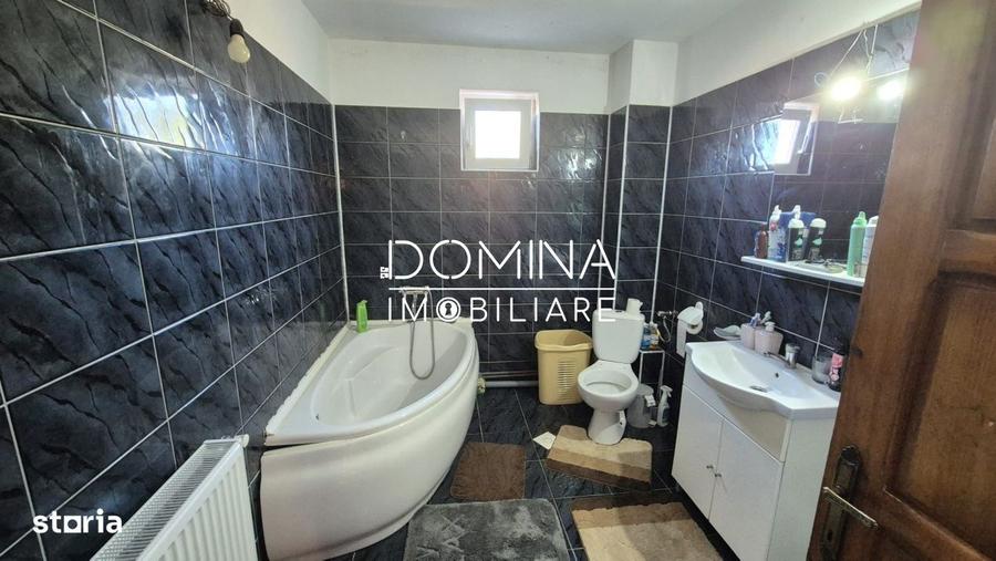 Casă cu 4 camere cu Teren 1300 Mp în Central