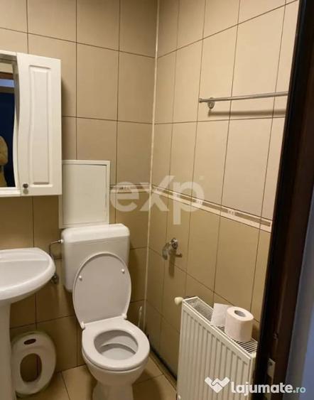 Apartament cu 3 camere decomandat în Negru Vodă