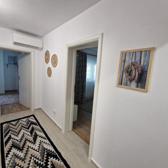 Apartament cu 2 camere decomandat în Polonă