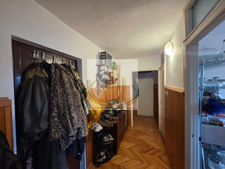 Apartament cu 2 camere decomandat în Bucovina