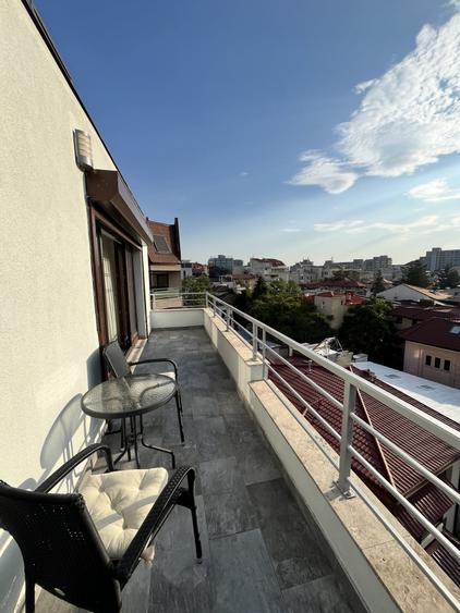 Apartament cu 2 camere semidecomandat în Floreasca