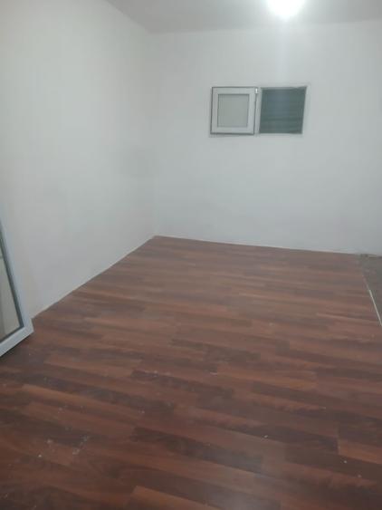 Casă individuală cu 4 camere cu Teren 100 Mp în Mihai Bravu