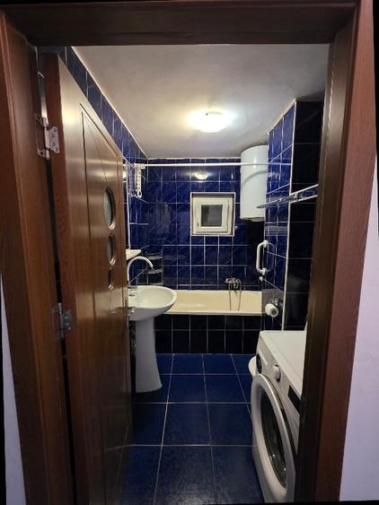 Apartament cu 3 camere decomandat, mobilat în Tineretului