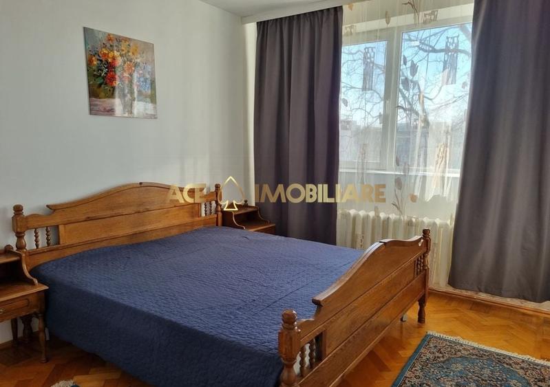 Apartament cu 3 camere decomandat, mobilat în Drumul Taberei