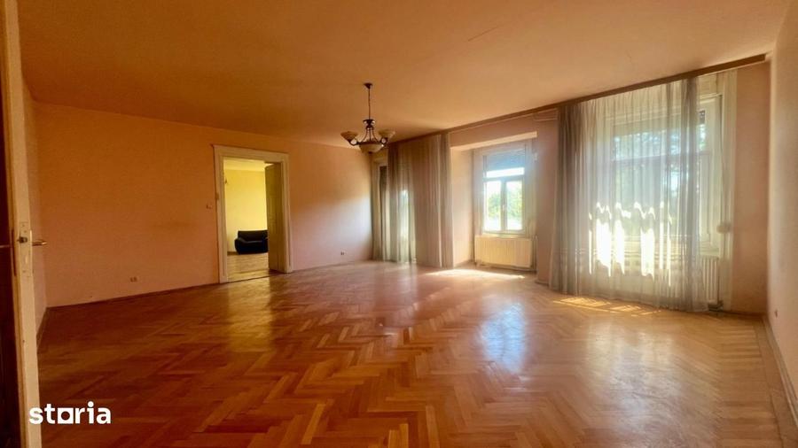 Apartament cu 3 camere în Ultracentral