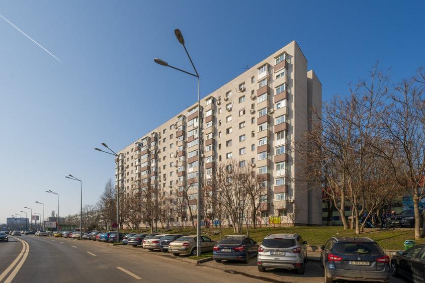 Apartament cu 2 camere decomandat în Drumul Taberei