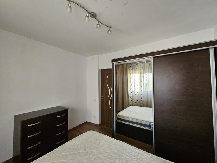 Apartament cu 2 camere decomandat, mobilat în P-ța Muncii