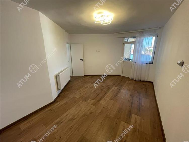 Apartament cu 2 camere decomandat, mobilat în Turnișor