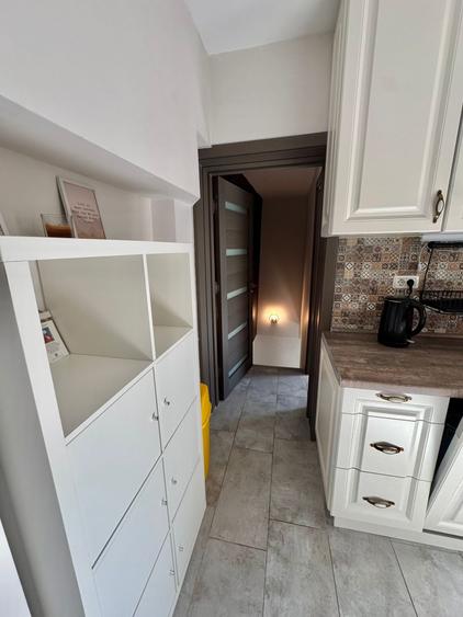 Apartament cu 2 camere decomandat în Peninsula