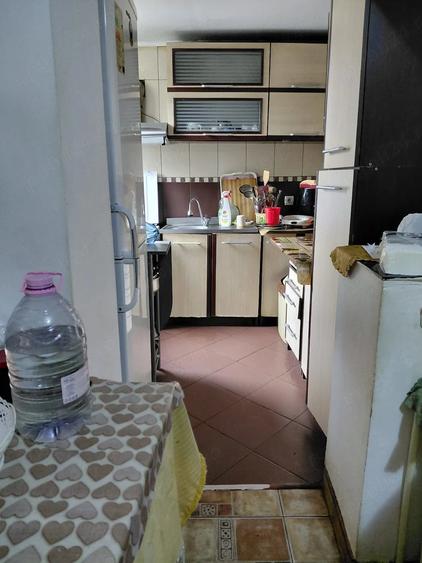 Casă cu 5 camere cu Teren 400 Mp în Central
