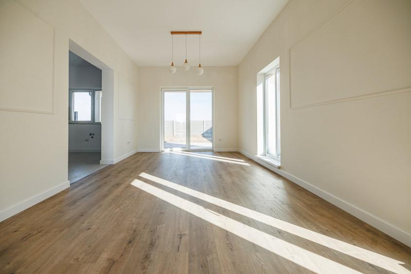 Casă individuală cu 5 camere cu Teren 313 Mp în Săcălaz
