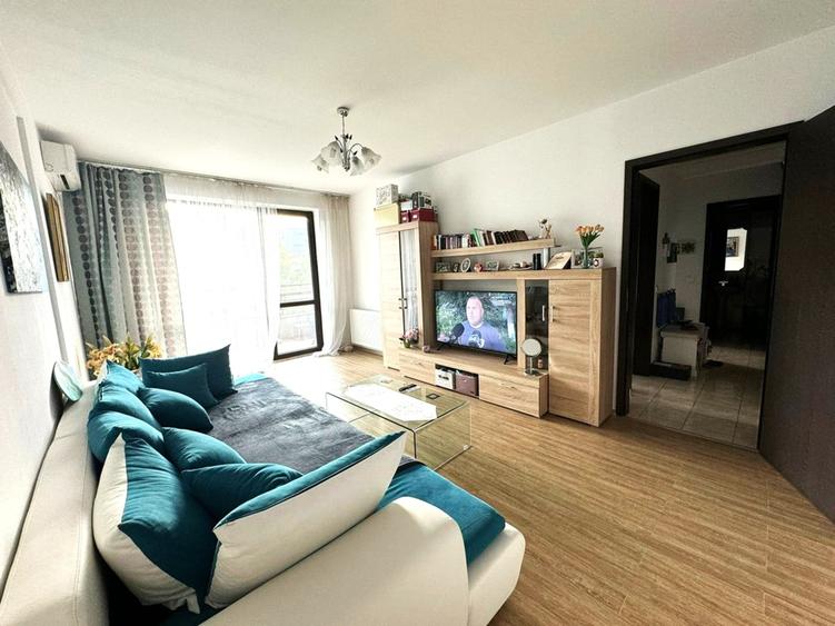 Apartament cu 2 camere decomandat în Ghencea