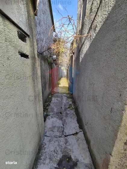 Casă cu 3 camere în Nicolae Bălcescu
