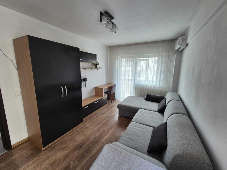 Apartament cu 3 camere decomandat în Cug