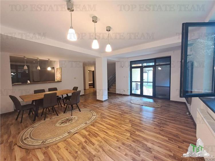Casă individuală cu 7 camere cu Teren 505 Mp în Corbeanca