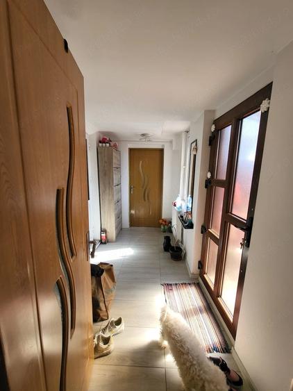 Casă în Dobroești