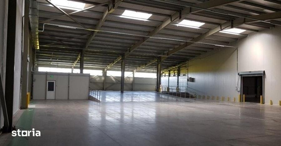 Spațiu comercial, de 600 mp, în Central
