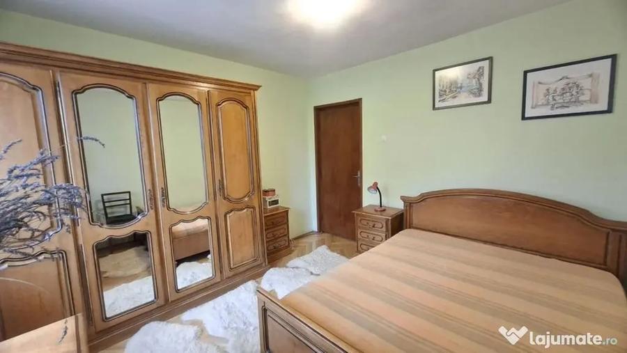 Casă cu 4 camere cu Teren 271 Mp în Central