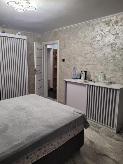 Apartament cu 2 camere decomandat în Exterior Vest