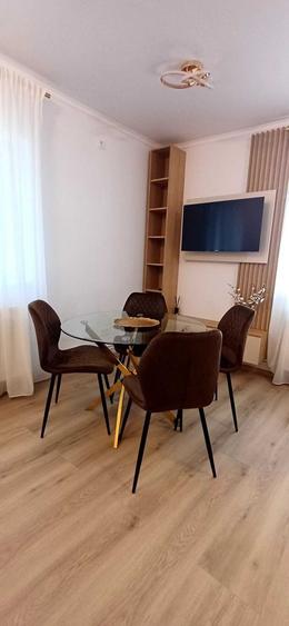Apartament cu 2 camere decomandat, mobilat în Băneasa