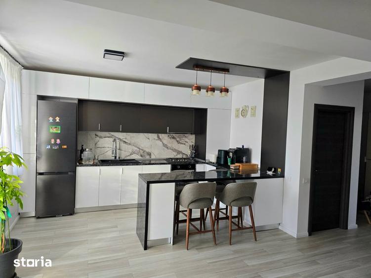 Proprietar vand casa individuala 4 camere Cartier Viilor 1 Decembrie - 1