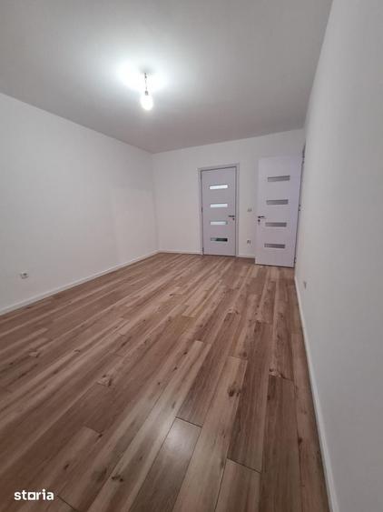 Garsonieră decomandată în Craiovița Nouă