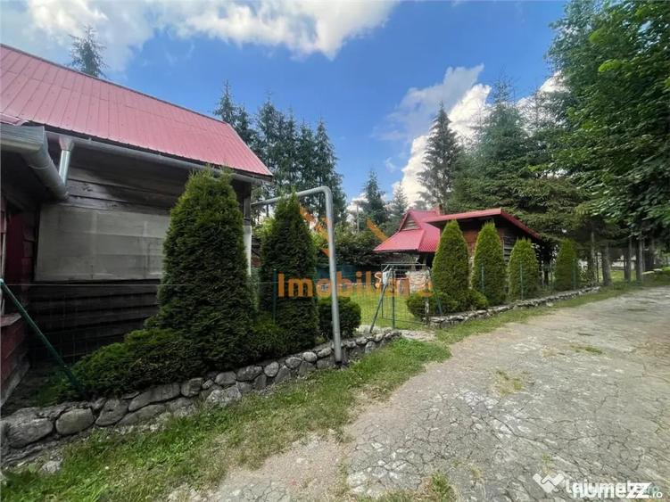 Casă cu 6 camere cu Teren 325 Mp în Remeți