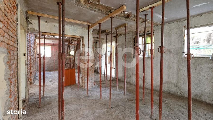 Casă cu 4 camere în Central