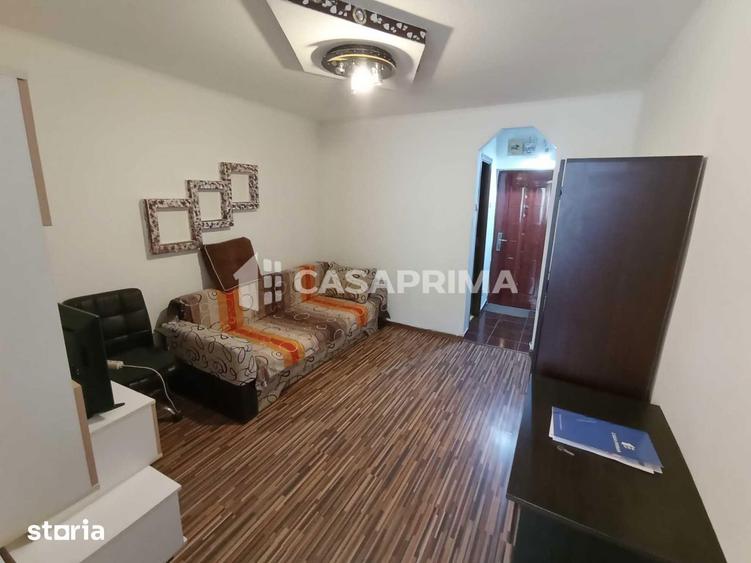 Garsonieră decomandată în Nicolina
