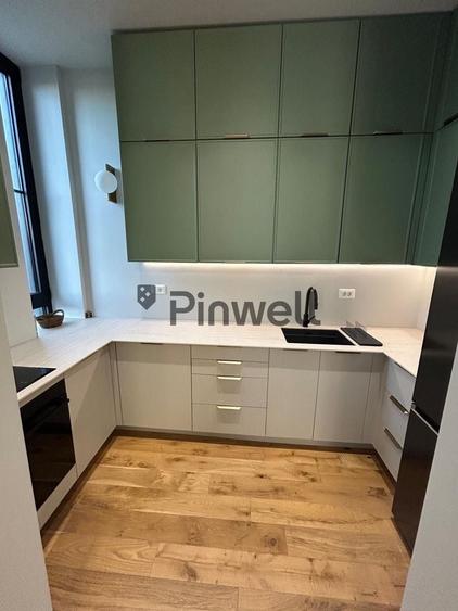 Apartament cu 4 camere decomandat, mobilat în Cotroceni
