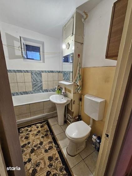 Vand apartament 3 camere zona foarte buna - 7