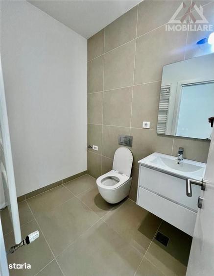 Apartament cu 2 camere în Baza 3
